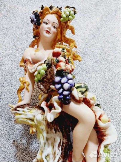 Фарфоровые статуэтки 40см