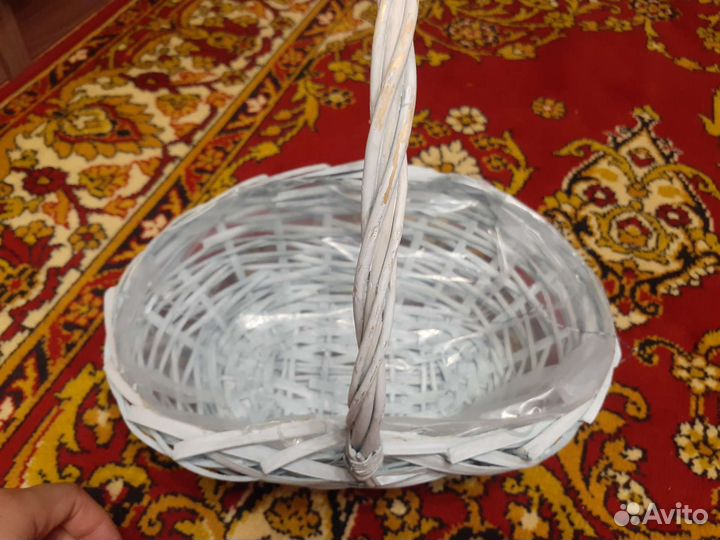 Корзина плетеная