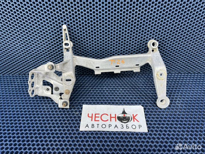 Кронштейн пневмокомпрессора Volskwagen Touareg GP