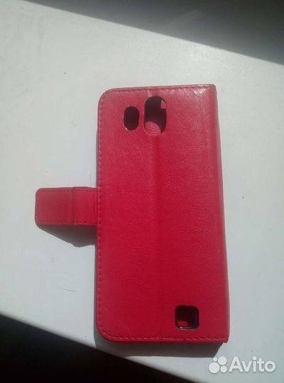 Чехлы на телефон