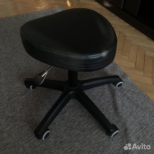 Стул для мастера