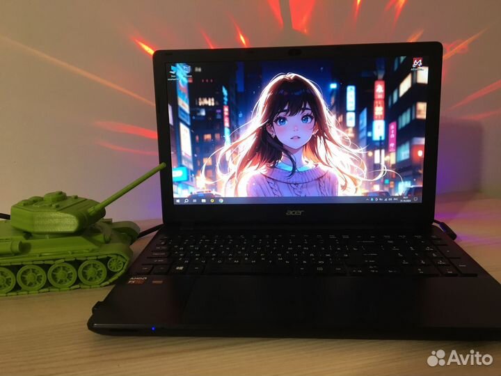 Ноутбук Acer AMD FX-7500/8G/новый SSD240