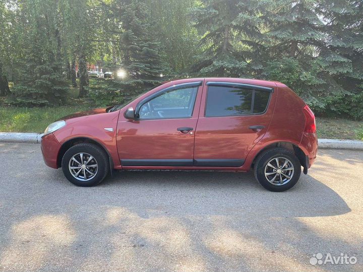 Renault Sandero 1.6 МТ, 2011, 108 000 км