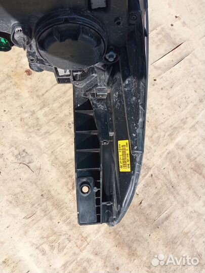 Фара левая Hyundai Solaris 2