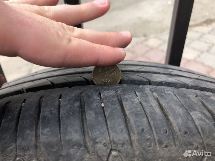 Goodyear EfficientGrip Performance SUV 225/55 R19