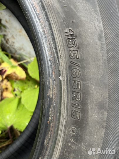Bridgestone Blizzak VRX 185/65 R15