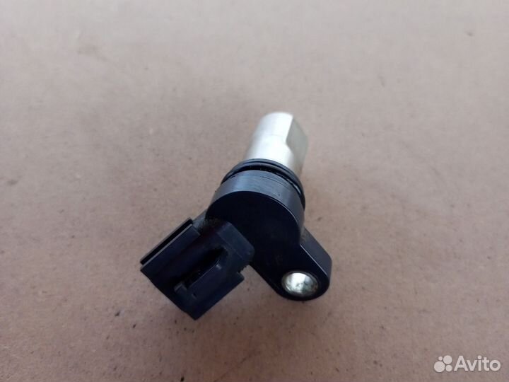 Датчик коленвала qg18de Nissan bluebird u14