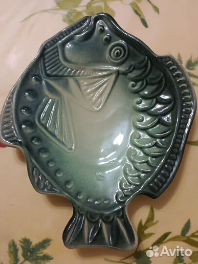 Блюдо сервировочное из керамики винтажные