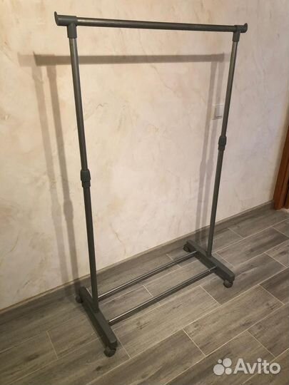 Вешалка напольная