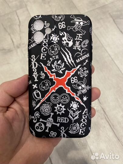 Чехол на iPhone 11