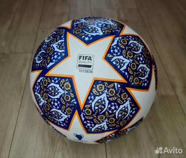 Футбольный мяч adidas лч 2023 Стамбул (новый)