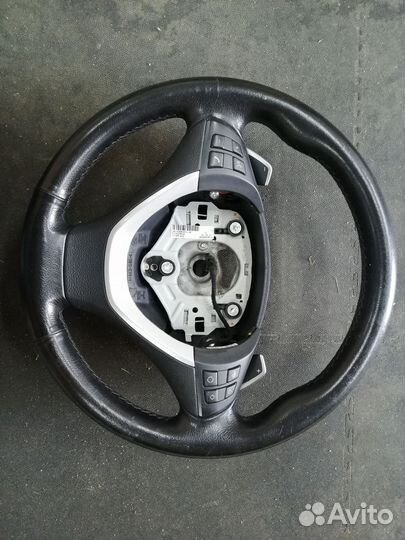 Руль BMW x5 e70 x6 e71 с лепестками и обогревом