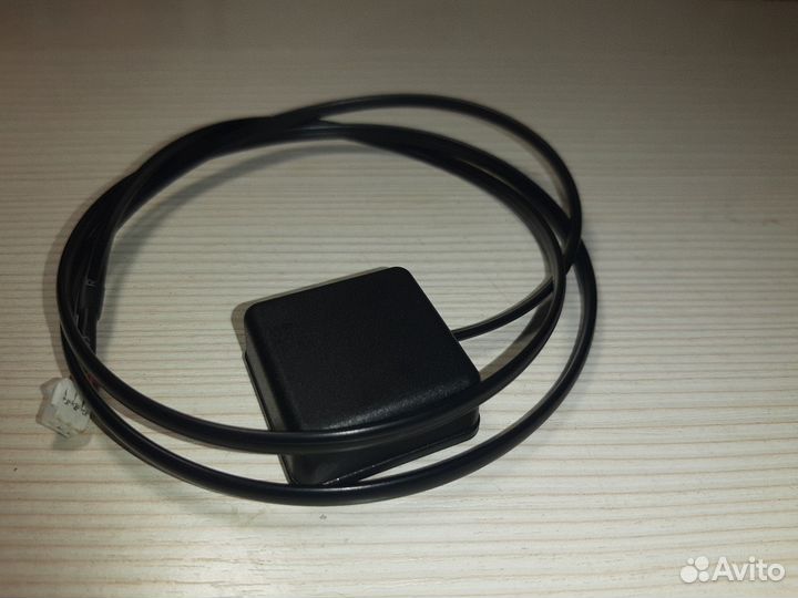 Gps антенна для starline