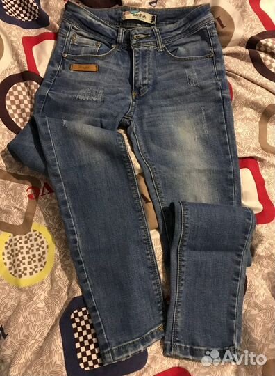 Джинсы