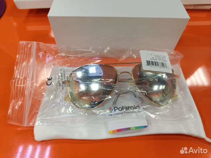 Солнцезащитные очки Polaroid новые