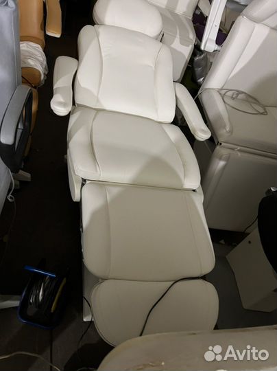 Косметологическое кресло Bentlon gold 4 мотора