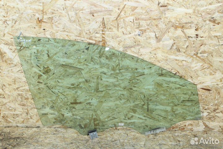 Стекло передней правой двери Kia Ceed 3