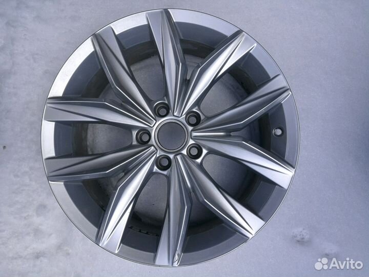 Диски R 18 Volkswagen Tiguan