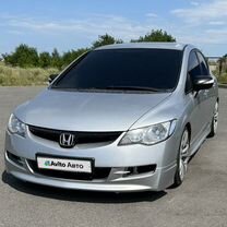 Honda Civic 1.8 AT, 2006, 290 000 км, с пробегом, цена 720 000 руб.