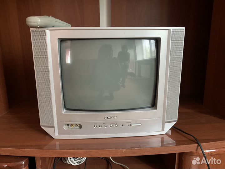 Телевизор
