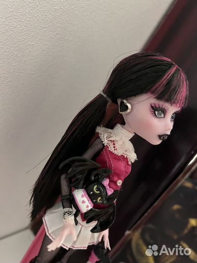 Кукла монстер хай дракулаура базовая Monster High