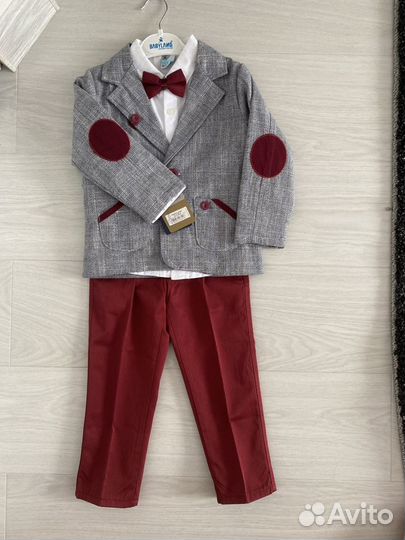 Костюм на мальчика 3-4 года