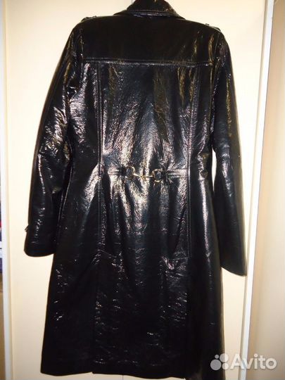 Женский утепленный плащ