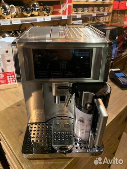 Кофемашина delonghi 6704