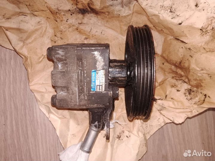 Насос гура Ниссан примера р12