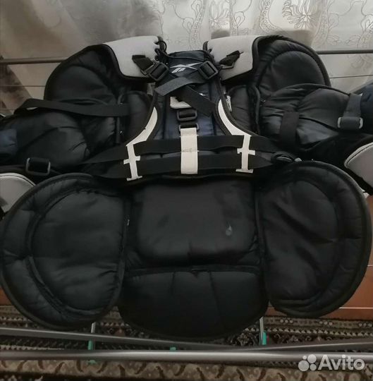 Нагрудник хоккейный вратарский