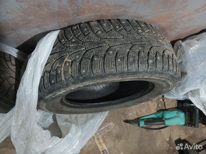 Nokian Tyres Nordman 5 SUV 215/65 R16