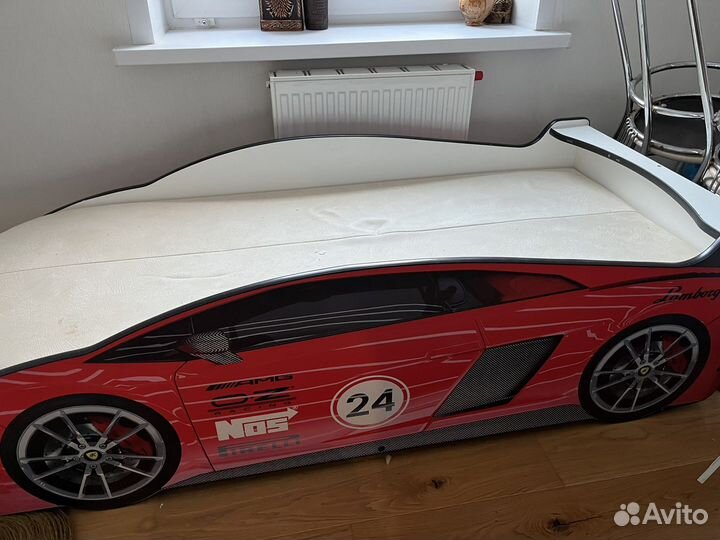 Кровать детская автомобиль