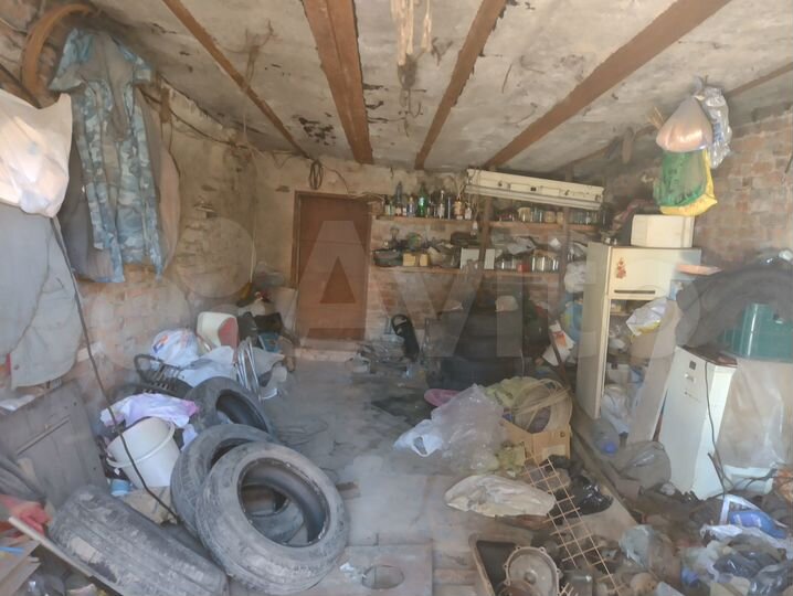 Гараж, > 30 м²