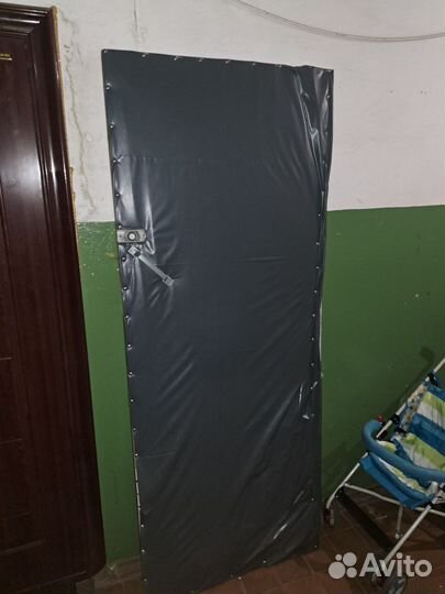 Дверь входная деревянная бу