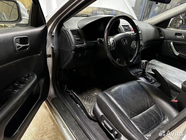 Honda Accord 7 2002 - 2008 на запчасти