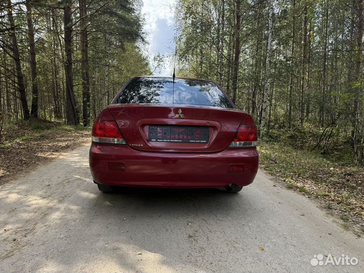 Mitsubishi Lancer 1.6 AT, 2005, 272 000 км