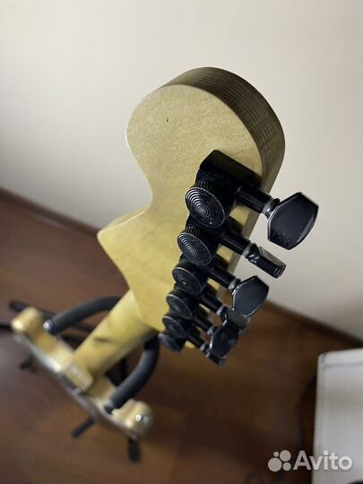 Электрогитара стратокастер emg 81