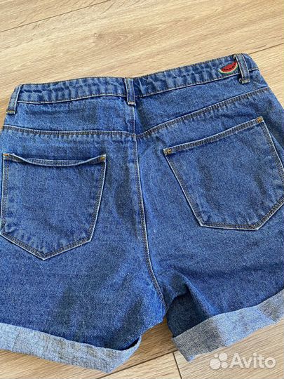 Шорты женские