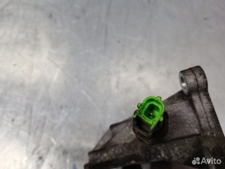 Кронштейн масляного фильтра Ford Focus Ii