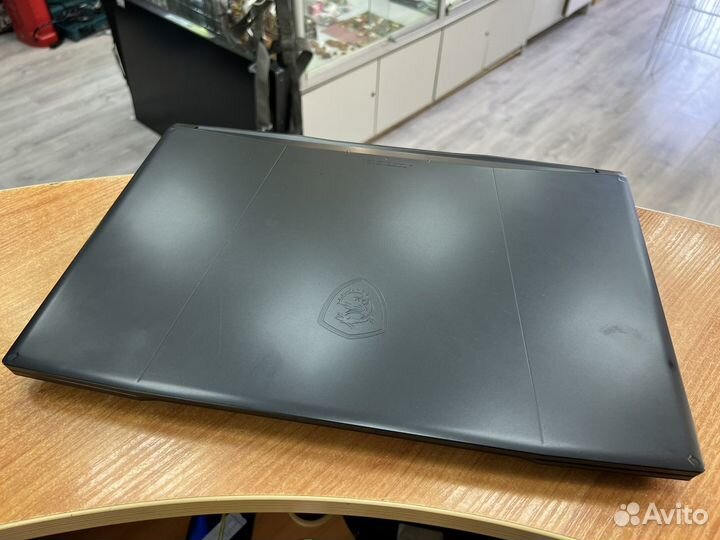 Игровой ноутбук MSI katana GF76 12UC