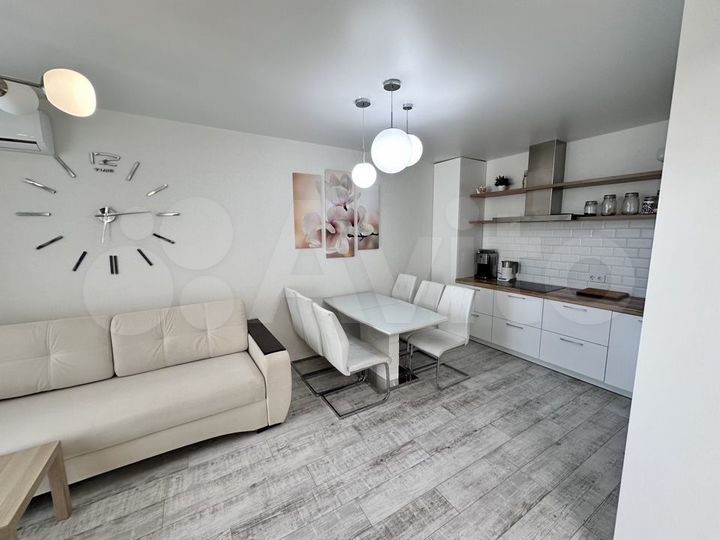 4-к. квартира, 130,1 м², 14/16 эт.