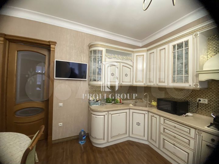 3-к. квартира, 109 м², 4/5 эт.