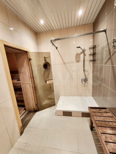 Дом 171,5 м² на участке 5,4 сот.