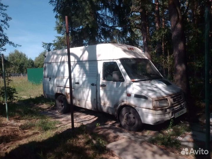 Iveco Daily цельнометаллический, 1996