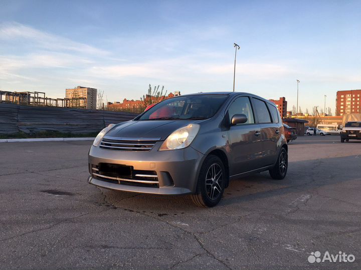 Комплект бамперов rider на Nissan Note E 11