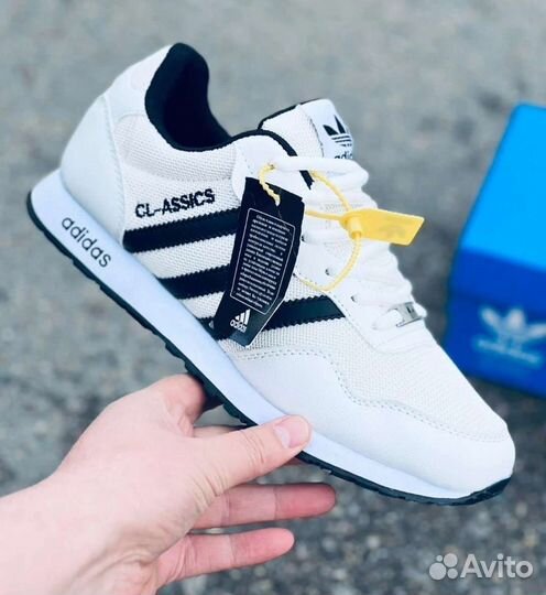 Кроссовки adidas classic белые лето