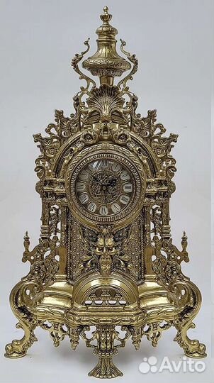 Бронзовые часы