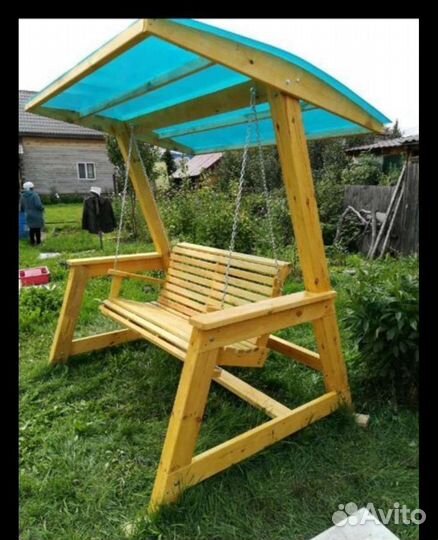 Садовые качели из дерева
