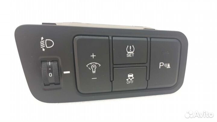 Переключатель парктроника Hyundai Solaris 2