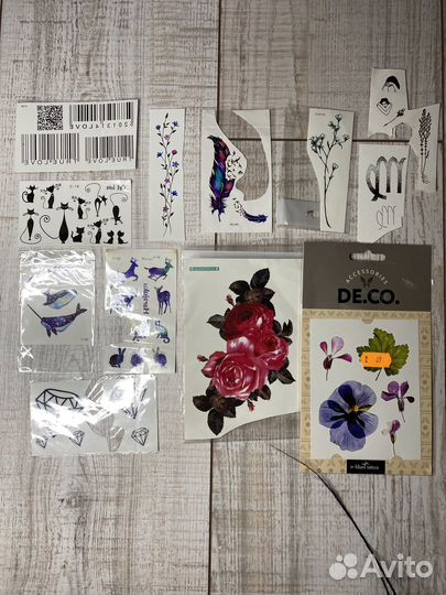 Много временных татуировок переводные тату